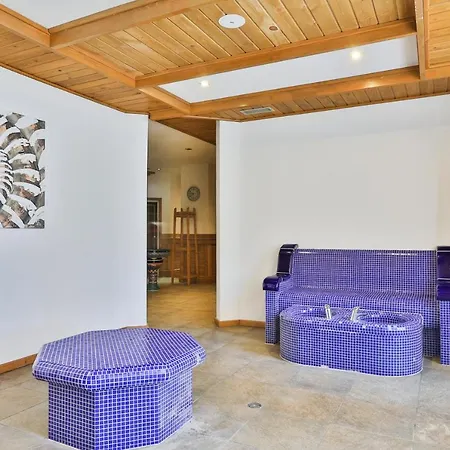 مجمع بيرين غولف آند كانتري كلوب هوليداي أبارتمتنت بانسكو