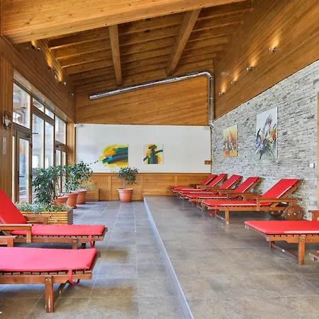 شقة فندقية مجمع بيرين غولف آند كانتري كلوب هوليداي أبارتمتنت