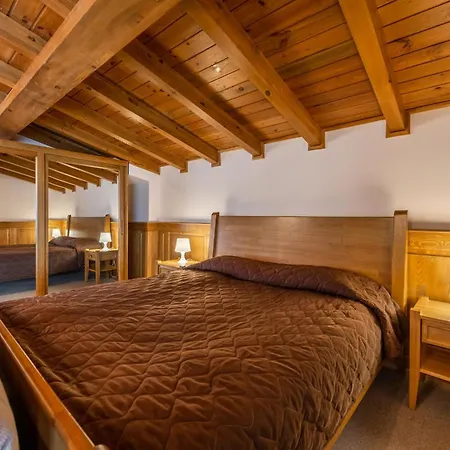 Aparthotel Pirin Golf & Country Club Complex