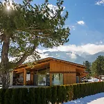 Apart-hotel Pirin Golf & Country Club Complex 4*