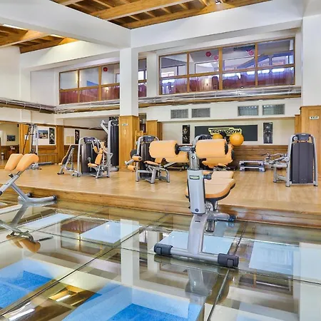 Pirin Golf & Country Club Complex バンスコ