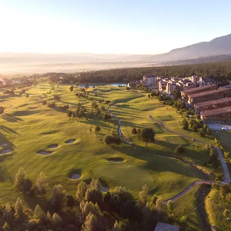 アパートホテル Pirin Golf & Country Club Complex 4*