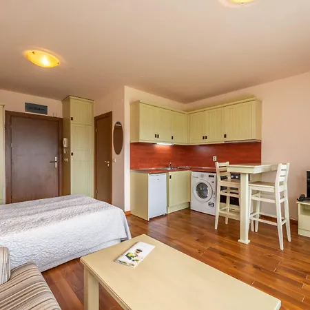Pirin Golf & Country Club Complex Hotel de apartamente 4*