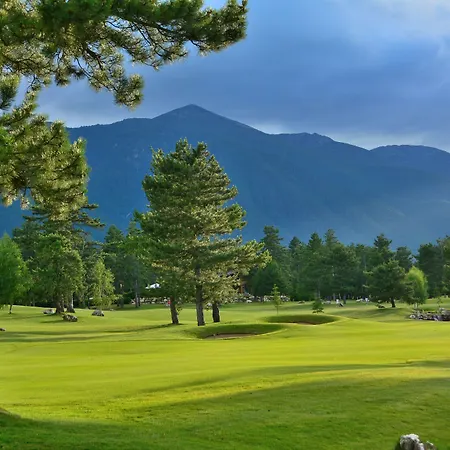 アパートホテル Pirin Golf & Country Club Complex バンスコ